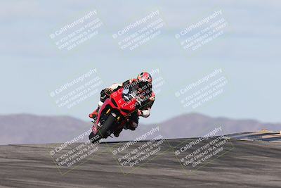 media/Nov-16-2025-Race Pace (Sun) [[8c5fa54630]]/Verified Riders/1-Turns 9 and 10 (925am)/